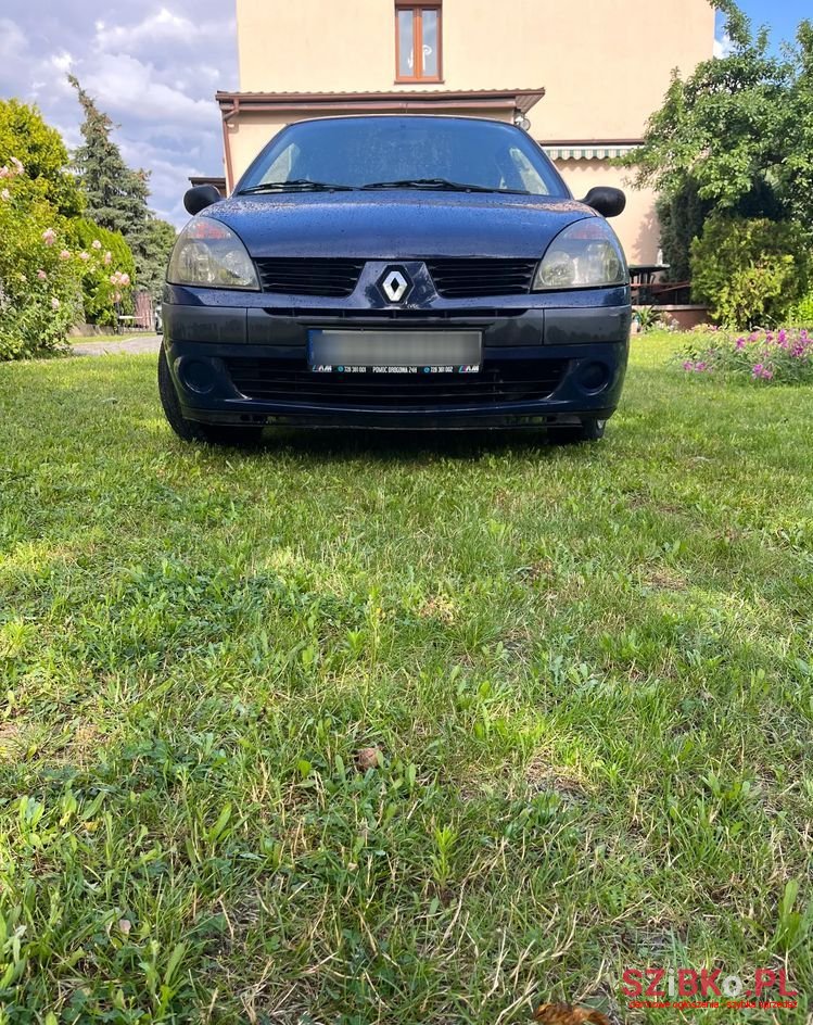 2006' Renault Clio photo #6