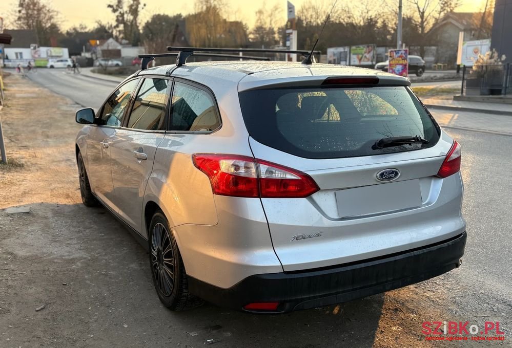 2012' Ford Focus photo #3