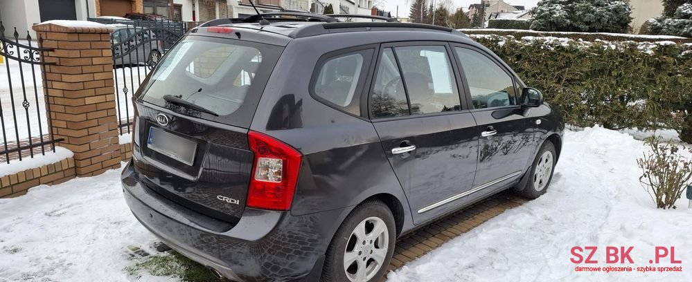 2006' Kia Carens photo #3