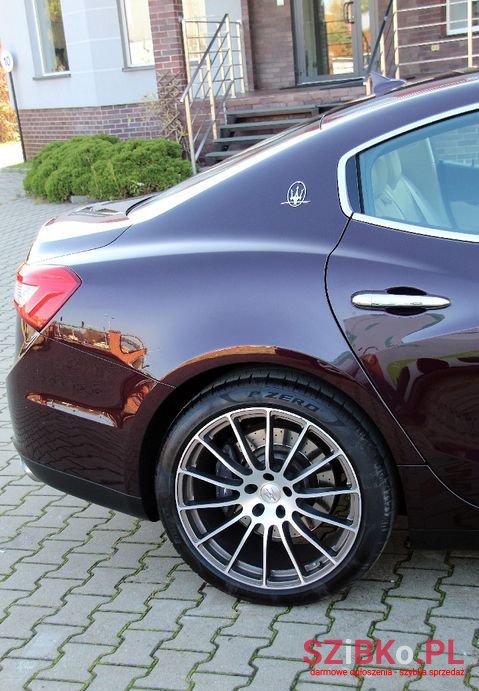 2016' Maserati Ghibli photo #3
