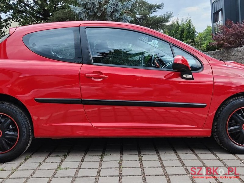 2009' Peugeot 207 photo #4