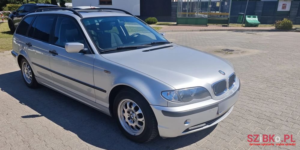 2005' BMW 3 Series 318I Edition Exclusive photo #2