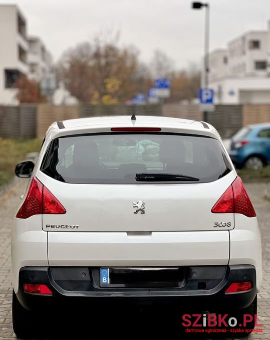 2011' Peugeot 3008 photo #5