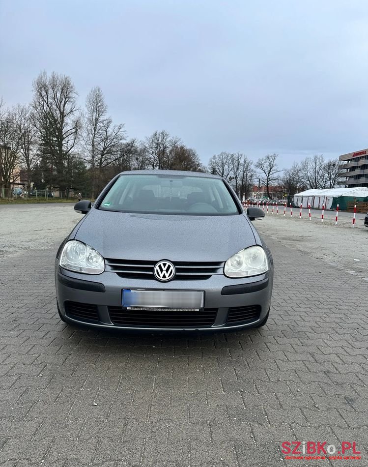 2008' Volkswagen Golf photo #4