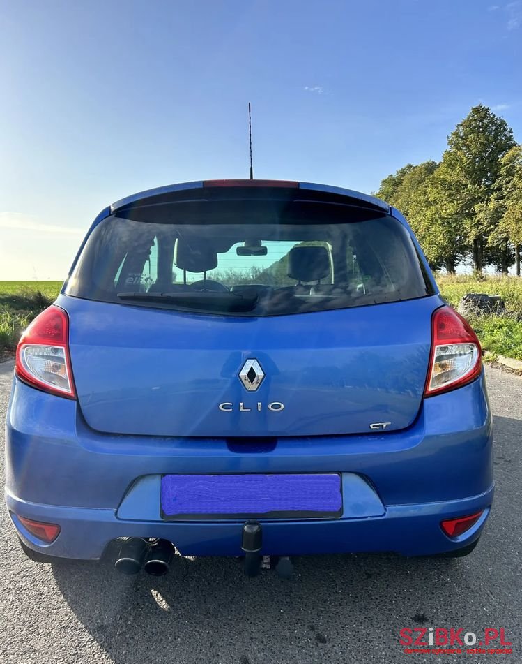 2009' Renault Clio photo #3