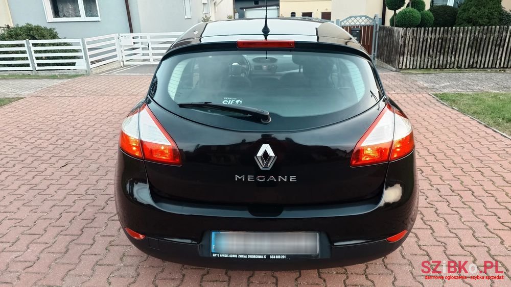 2011' Renault Megane 1.6 16V Generation photo #6