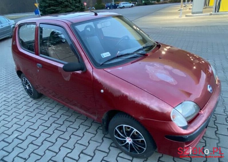 2002' Fiat Seicento photo #1