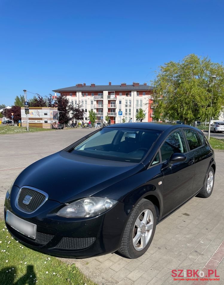 2007' SEAT Leon photo #3