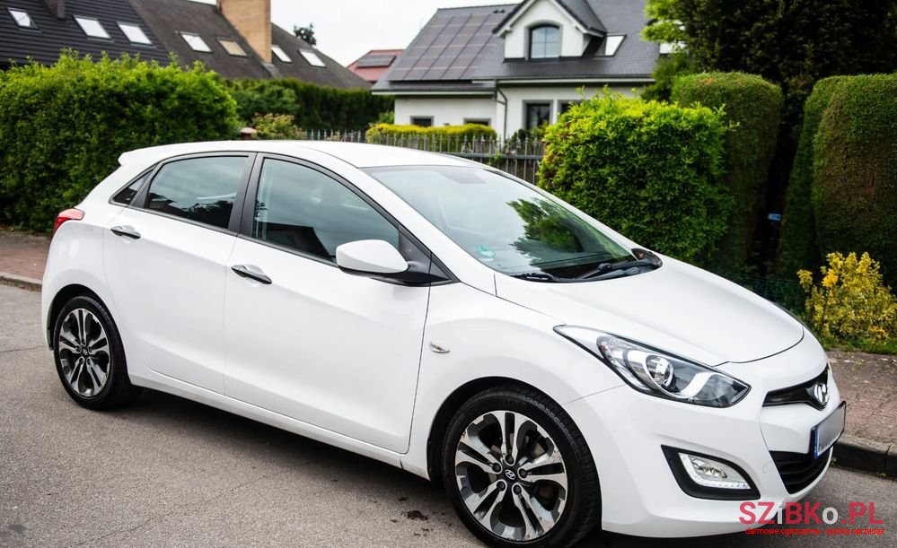 2013' Hyundai i30 1.4 Trend photo #3