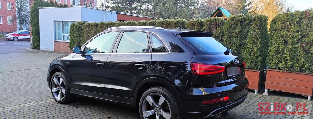 2013' Audi Q3 S Tronic photo #4