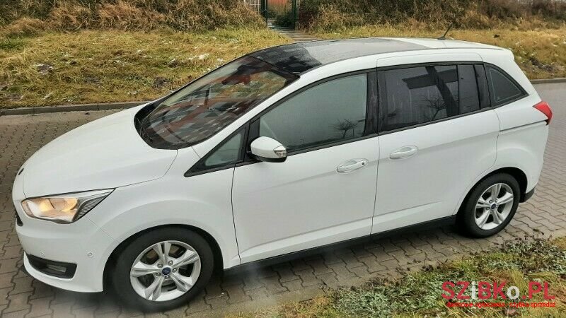2016' Ford Grand C-MAX photo #1