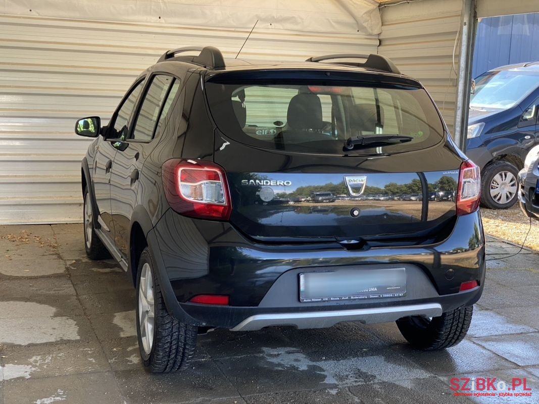 2015' Dacia Sandero Stepway photo #3