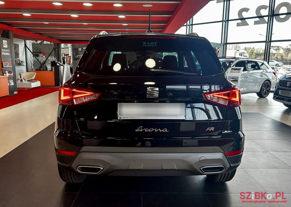 2023' SEAT Arona 1.0 Tsi Fr S&S Dsg photo #4