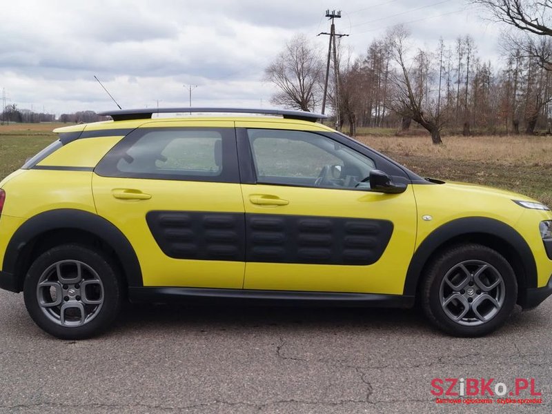 2015' Citroen C4 Cactus 1.2 Puretech Feel photo #6