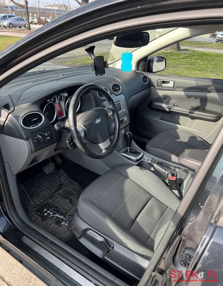 2009' Ford Focus photo #6