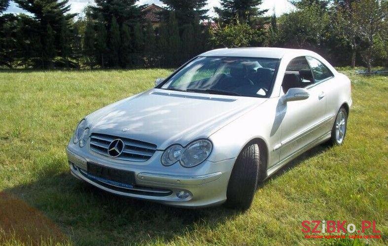 2004' Mercedes-Benz CLK W photo #1