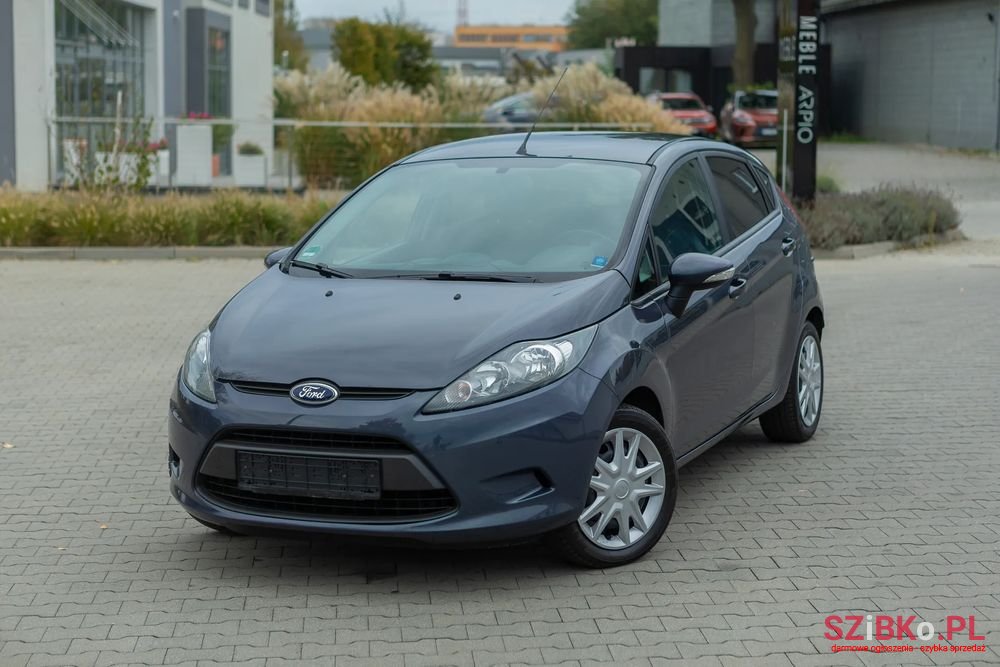 2012' Ford Fiesta 1.25 Ghia photo #1