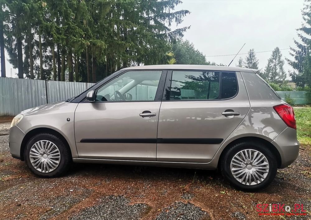 2007' Skoda Fabia 1.4 16V Elegance photo #3
