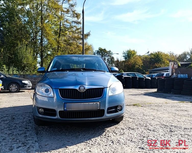 2007' Skoda Fabia 1.4 16V Sport photo #4