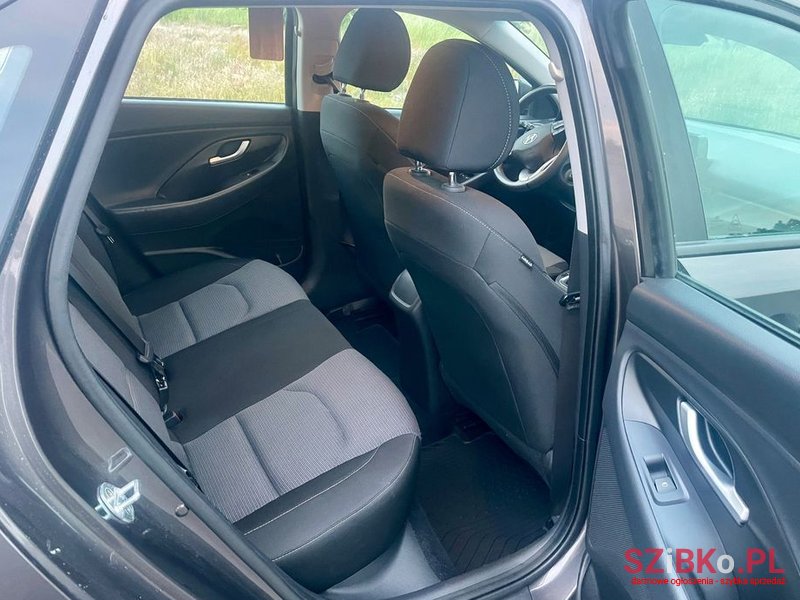 2017' Hyundai i30 1.4 Classic + photo #6