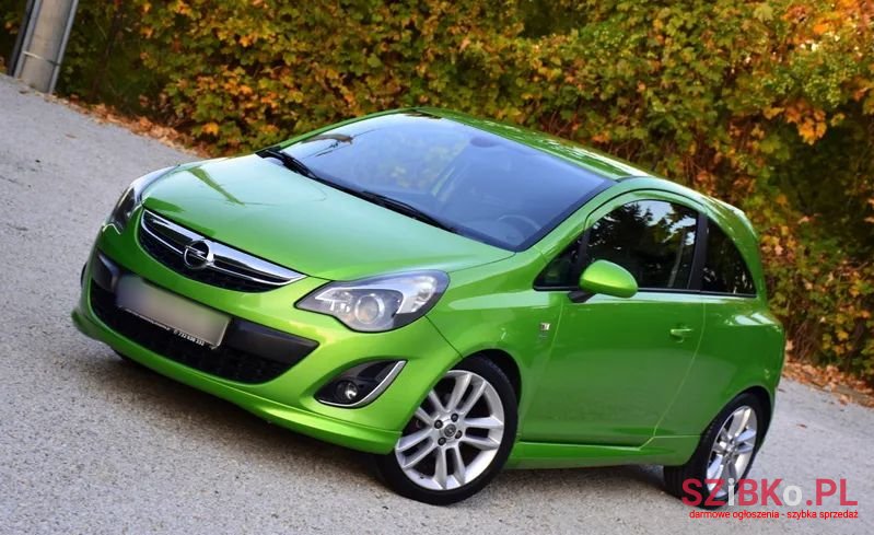 2011' Opel Corsa 1.4 16V Edition 150 photo #2
