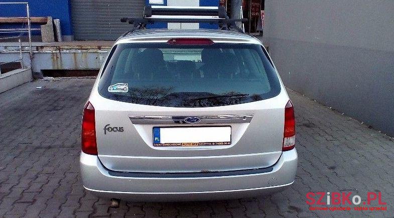 2000' Ford Focus photo #1