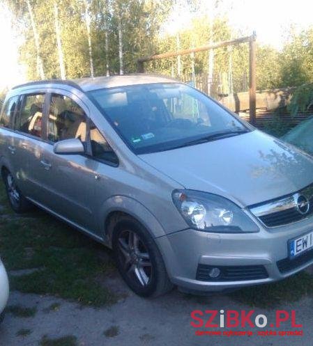 2006' Opel Zafira photo #1