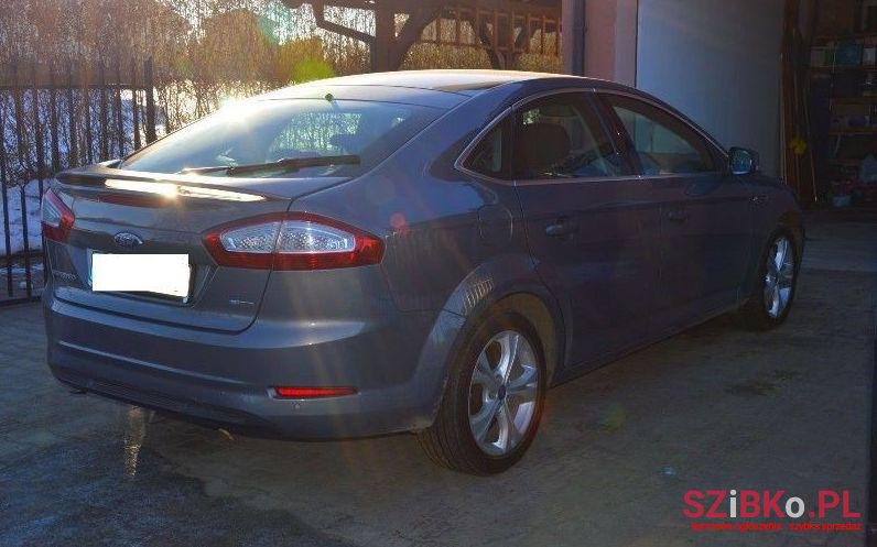 2013' Ford Mondeo photo #1