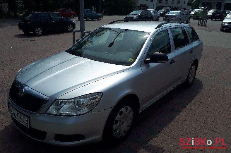 2013' Skoda Octavia photo #2