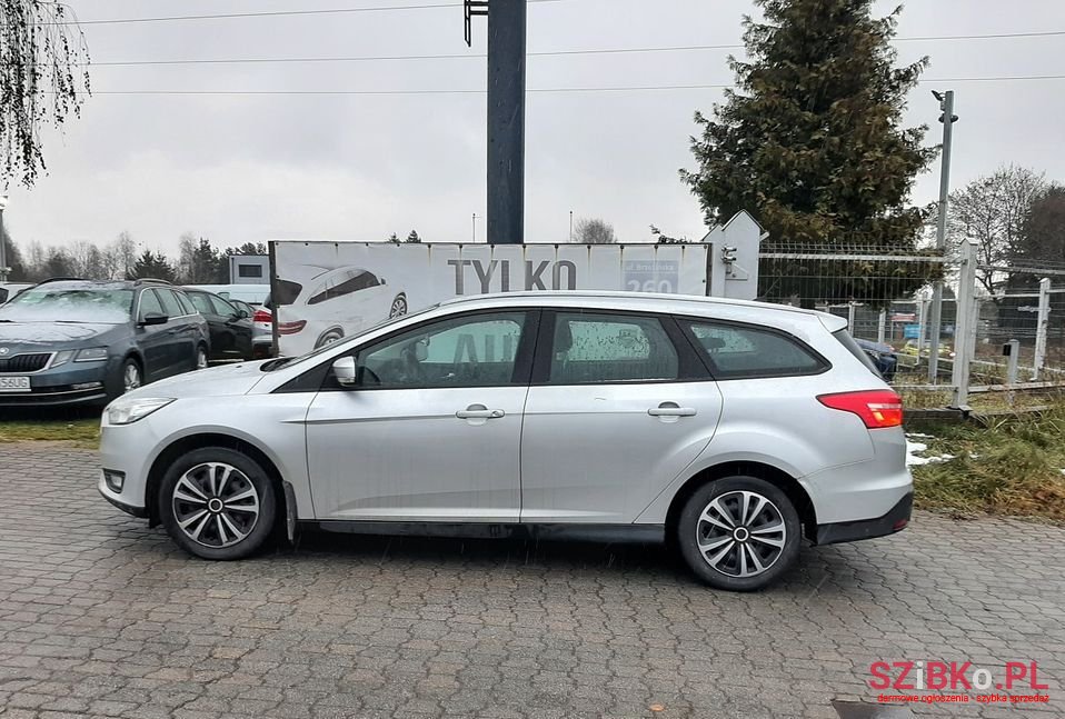 2015' Ford Focus photo #3