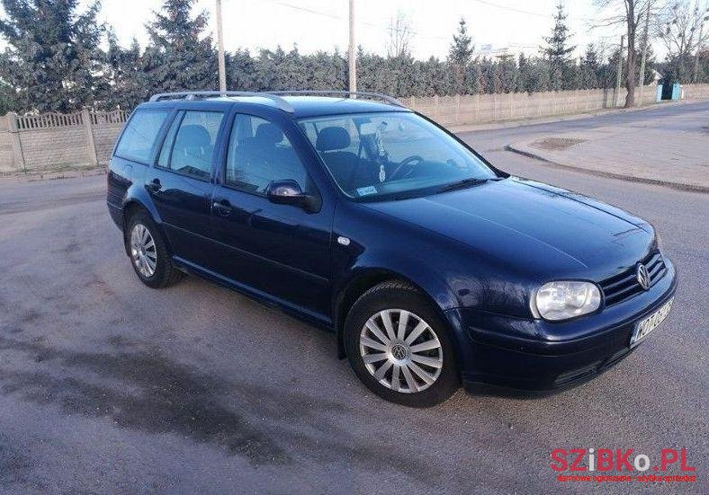 2000' Volkswagen Golf photo #1