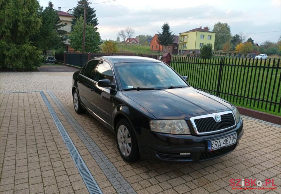 2004' Skoda Superb photo #6