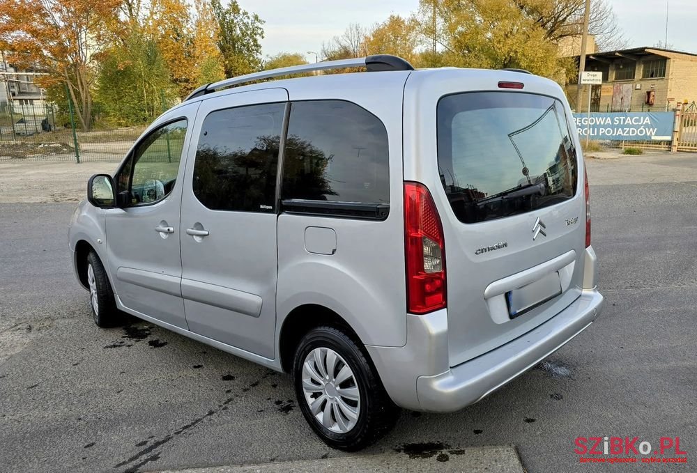2011' Citroen Berlingo 1.6 Hdi Multispace photo #2