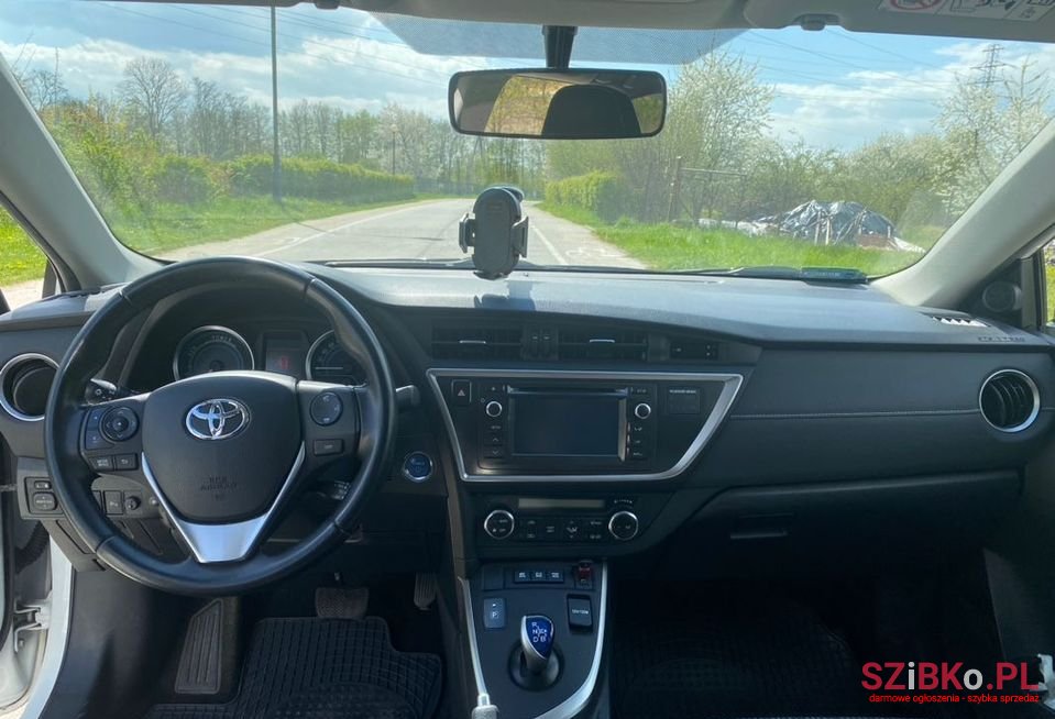 2014' Toyota Auris photo #4