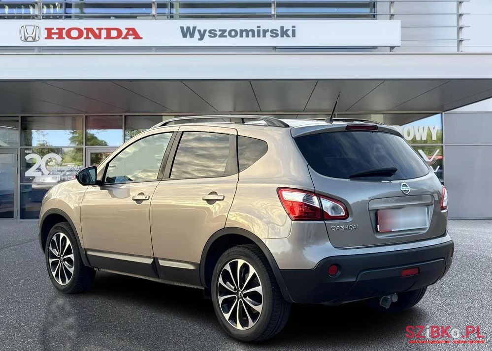 2013' Nissan Qashqai 1.6 360 photo #3