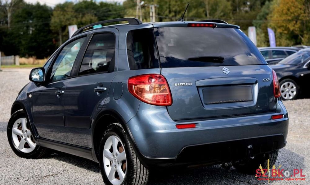 2008' Suzuki SX4 photo #5