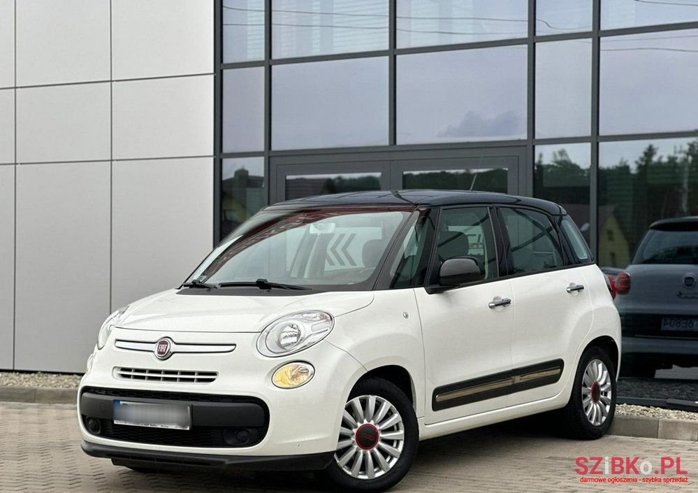 2016' Fiat 500L 1.4 16V Pop Star photo #1