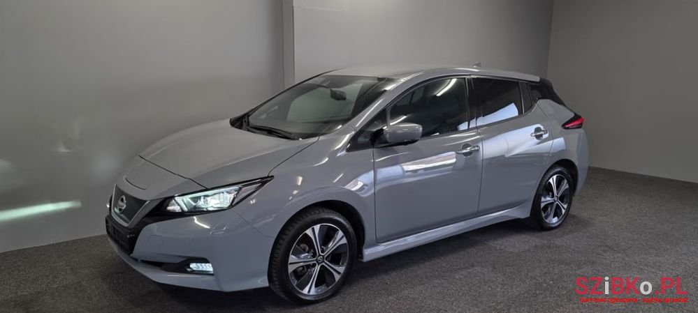 2021' Nissan Leaf photo #1