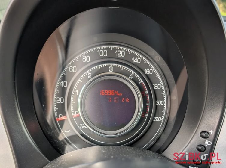 2011' Fiat 500 photo #5