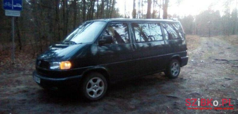 2000' Volkswagen Caravelle photo #1