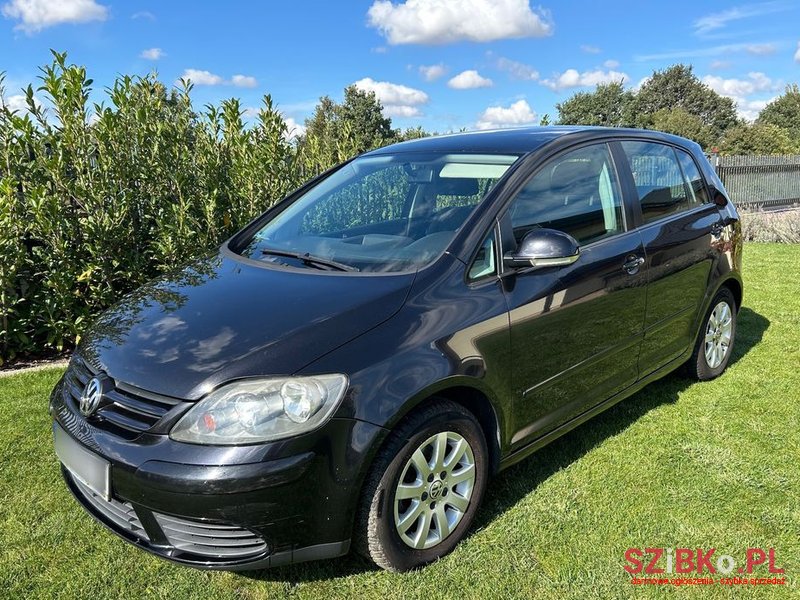 2005' Volkswagen Golf Plus 1.6 Comfortline photo #1