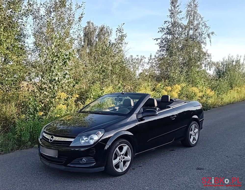 2006' Opel Astra photo #1