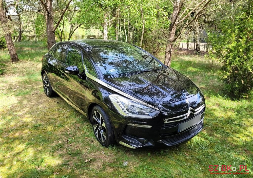 2014' Citroen DS5 2.0 Hdi Sochic photo #1