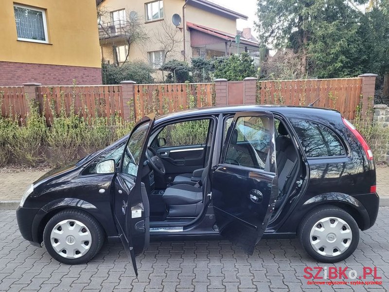2005' Opel Meriva 1.4 Edition photo #4