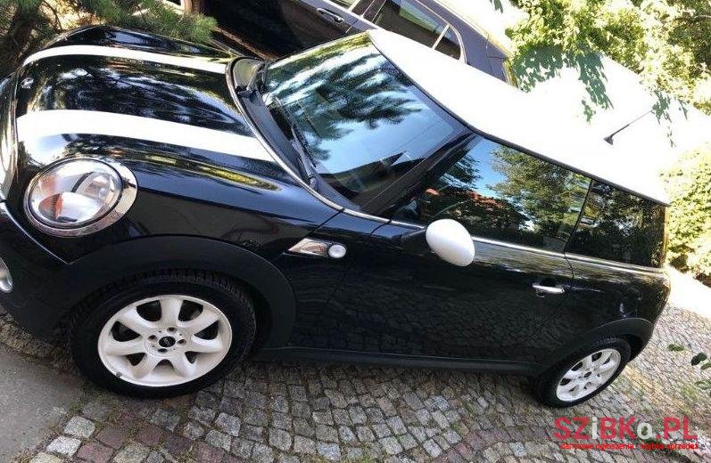 2009' MINI Cooper photo #1