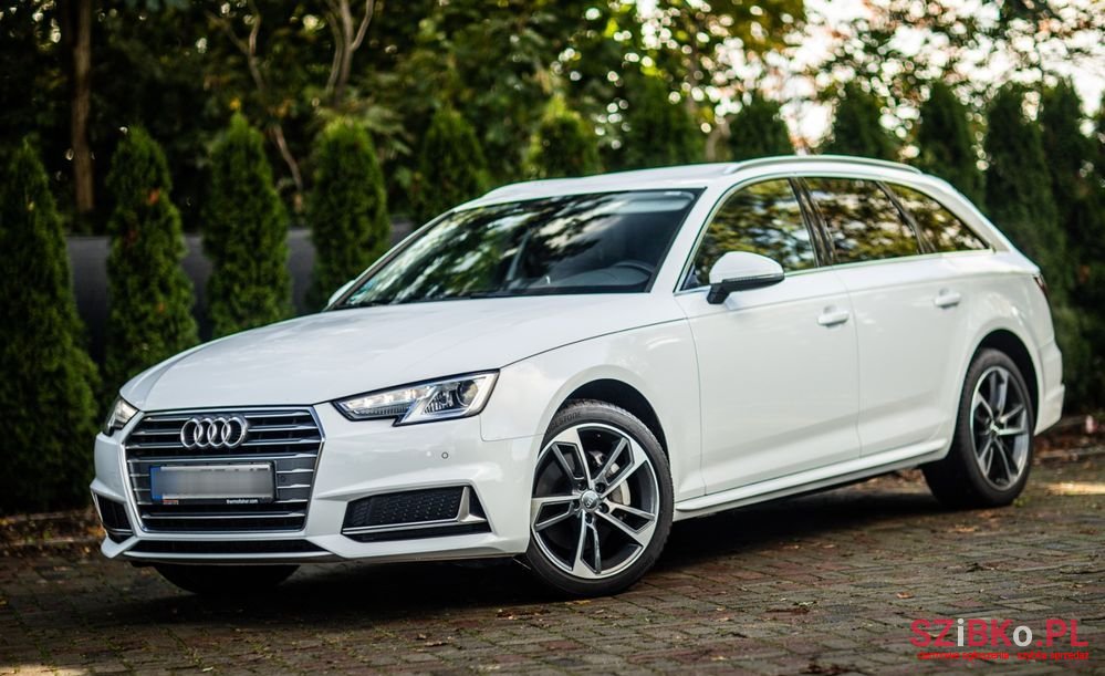 2019' Audi A4 Avant Sport photo #1