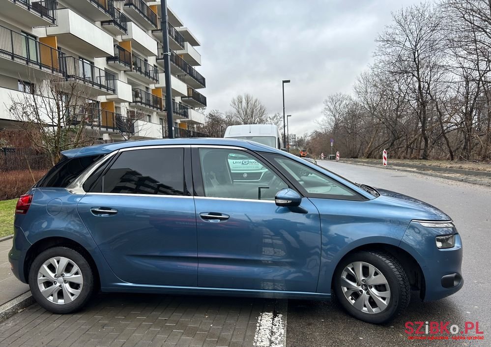 2014' Citroen C4 Picasso photo #5