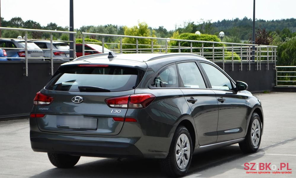 2022' Hyundai i30 1.5 Dpi Modern photo #4