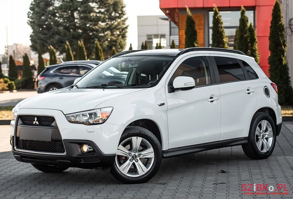 2011' Mitsubishi ASX photo #6