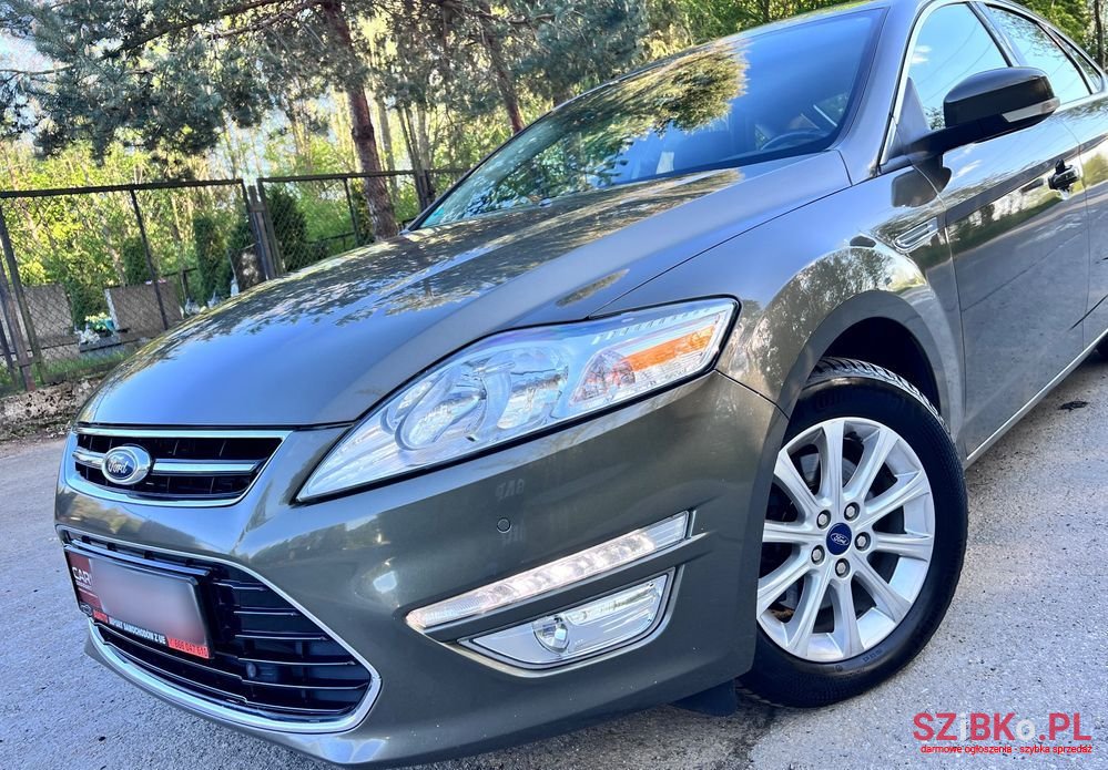 2012' Ford Mondeo photo #3